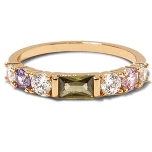 Olive & Piper vale ring